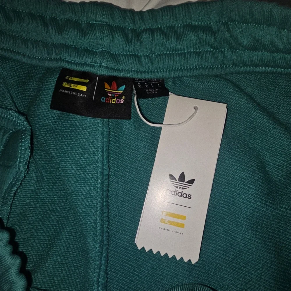 Adidas Pharrell Williams Humanrsce Shorts Mens XL Teal NWT GM1949